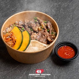 ข้าวหน้าเนื้อสามชั้นหมักซอสผลไม้