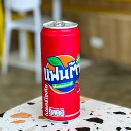 แฟนต้าแดง