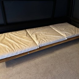 เตียงเสริมพอดีตัวเกินไป