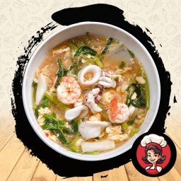 สุกี้น้ำทะเลรวม,ไก่,หมู(ระบุเนื้อสัตว์ได้คะตรงหมายเหตุ)