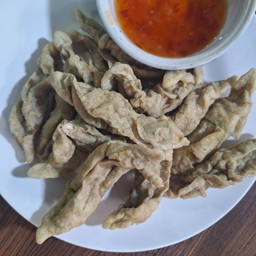 ลูกชิ้นปลาระเบิดทอด