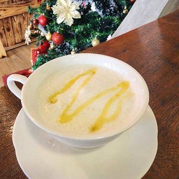 นมสดคาราเมลร้อน