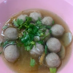 ลูกชิ้นเนื้อ