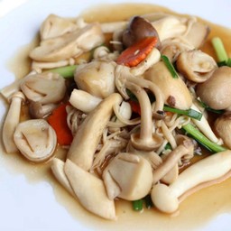 ผัดเห็ดรวม