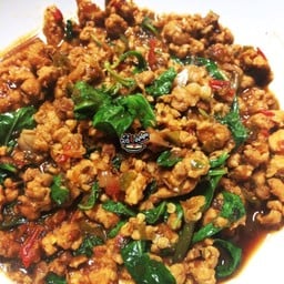 กระเพราหมูไก่เนื้อ โปรดเลือก