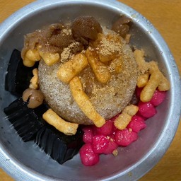 เฉาก๊วยน้ำลำไย ทับทิมกรอบ โก๋กรอบ