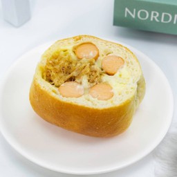 ปังไส้กรอกหมูหยองใหญ่