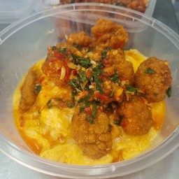 ข้าวไข่ข้นกะเพรา