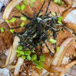 หมูผัดซอสเกาหลีบ้านครูเบล์ว 8
