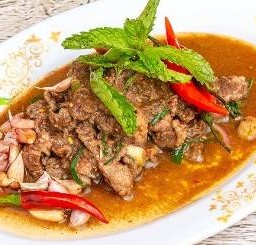 ก้อยเนื้อคั่วไม่ขม