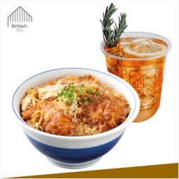 ชาบราวน์ คาเฟ่ + คัตสึด้งปลากะพง ราดไข่