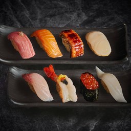 ซูชิรวม 8 คำ