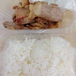ข้าวเนื้อย่าง+น้ำจิ้มแจ่ว