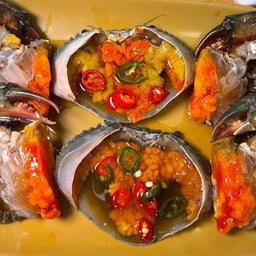 ปูไข่ดองน้ำปลา น้ำจิ้มจี๊ดจ๊าด crab marinate fish sauce