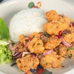 ข้าวยำไก่แซ่บ