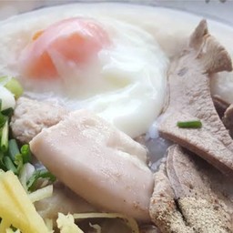 โจ๊กเครื่องในรวม