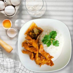 ข้าวคอหมูทอด