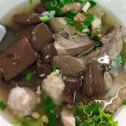 ต้มเลือดหมู เครื่องแน่น อร่อยเด็ด