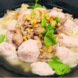 ข้าวต้มหมูเด้ง