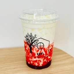 นมสดสตรอว์เบอรี่