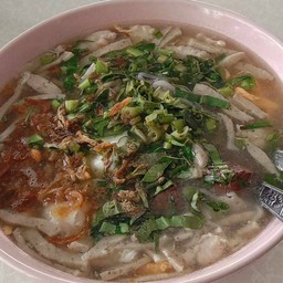 ณิชา ก๋วยจั๊บญวนอุบล