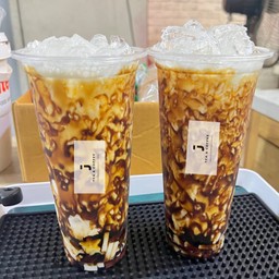 นมสดบราวน์ชูการ์