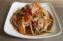 ตำปูปลาร้าใส่หมูยอ