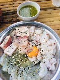 เพิ่มทะเล(กุ้ง+ปลาหมึก)