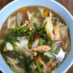 แกงอ่อมหมู/ไก่