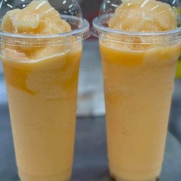 ส้มปั่น (ร้านเตยชากาแฟอัมพวา)