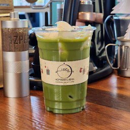 มัทฉะน้ำมะพร้าว