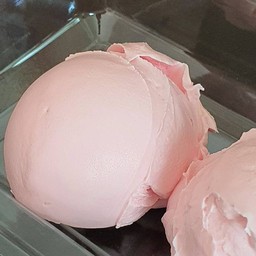 กรีกโยเกิร์ตรสสตอเบอร์รี่ 80  กรัม ไม่มีผลไม้