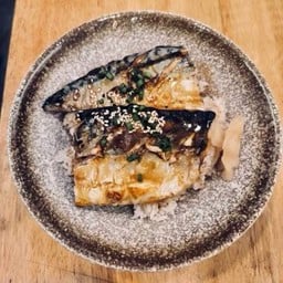 ข้าวหน้าปลาซาบะ