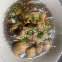 เกาเหลาลูกชิ้นเนื้อเปื่อยน้ำตก