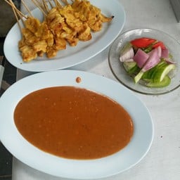 หมูสะเต๊ะ+ขนมปังปิ้ง