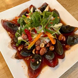 ยำไข่เยี่ยวม้า