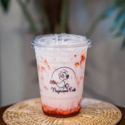 นมสดสตอเบอรี่