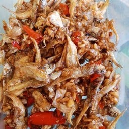 ปลาเล็กคั่วพริกเกลือ