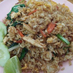 ข้าวผัดปู