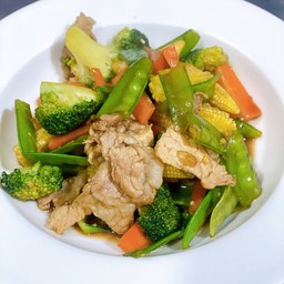 ผัดผักรวมมิตรหมู