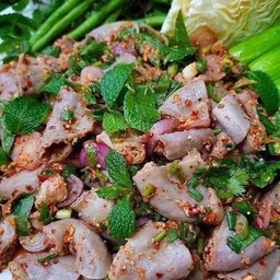 ลาบใส้อ่อนครึ่งโล