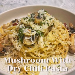 พาสต้าเห็ดพริกกระเทียม