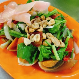 ยำไข่เยี่ยวม้า