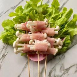 หมูสันคอหมักนุ่มพันเห็ดออรินจิ