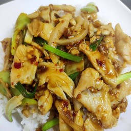 ข้าวราดพริกเผา