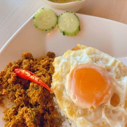 คั่วกลิ้งหมูสับ+ไข่ดาว