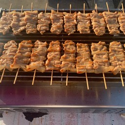 หมูปิ้งโบราณบ่ดัง หน้าเซเว่น ปากซอยรามอินทรา 93