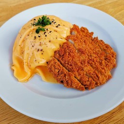 ข้าวไข่ข้น ไก่กรอบสไปซี่