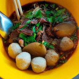 มาม่า เนื้อน้ำตก