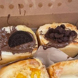 ปังไส้ทะลัก นูเทลล่า โอรีโอ้+นูเทลล่า ช็อกโกแลตชิพส์ (ราคาพิเศษ!!!!  ชุด 2 ชิ้น)